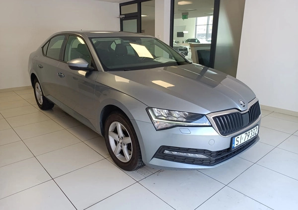 Skoda Superb cena 74900 przebieg: 149999, rok produkcji 2020 z Poznań małe 466